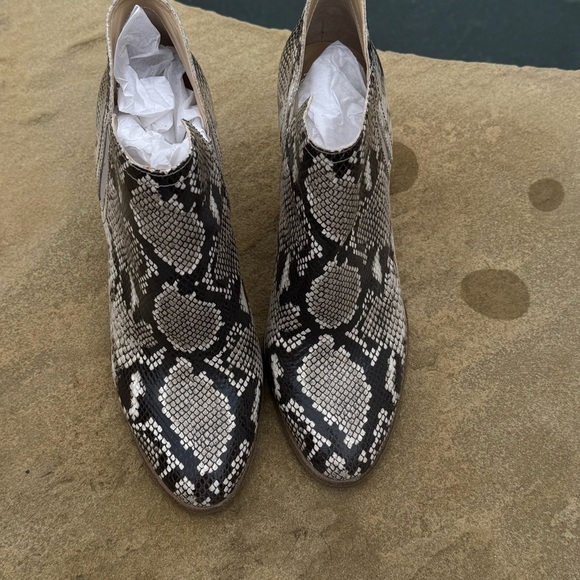 Vince Camuto Famhida Snakeskin Leather Ankle Boots - Picture 4 of 13